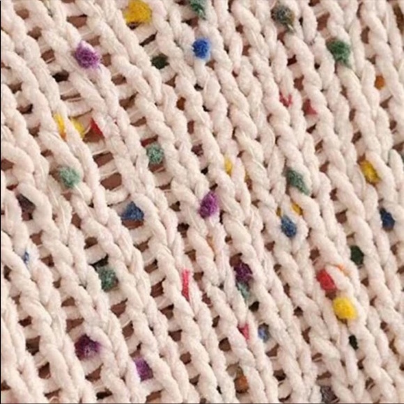 Colorful Soft Crop Sweater - Picture 3 of 4